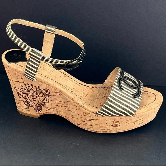 CHANEL Vintage Authentic Striped Fabric Platform Wedge Sandals w/ Cork Sole - Picture 4 of 15